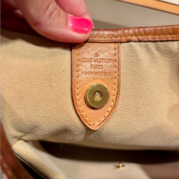 Louis Vuitton White and Tan Checkered Shoulder Bag - Picture 11 of 14